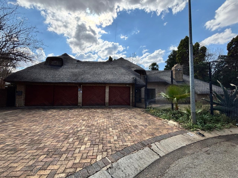 3 Bedroom Property for Sale in Mooivallei Park North West